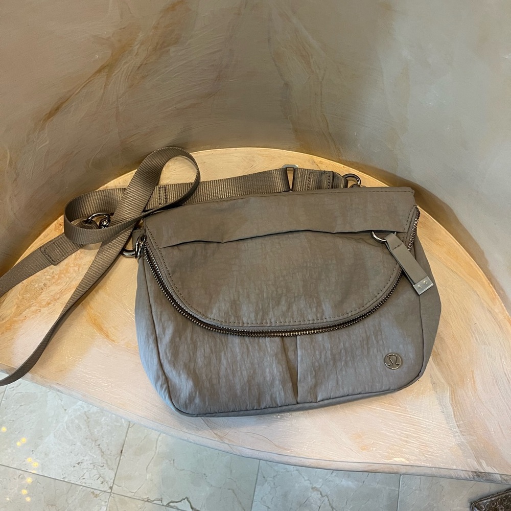 Lululemon cross body bag